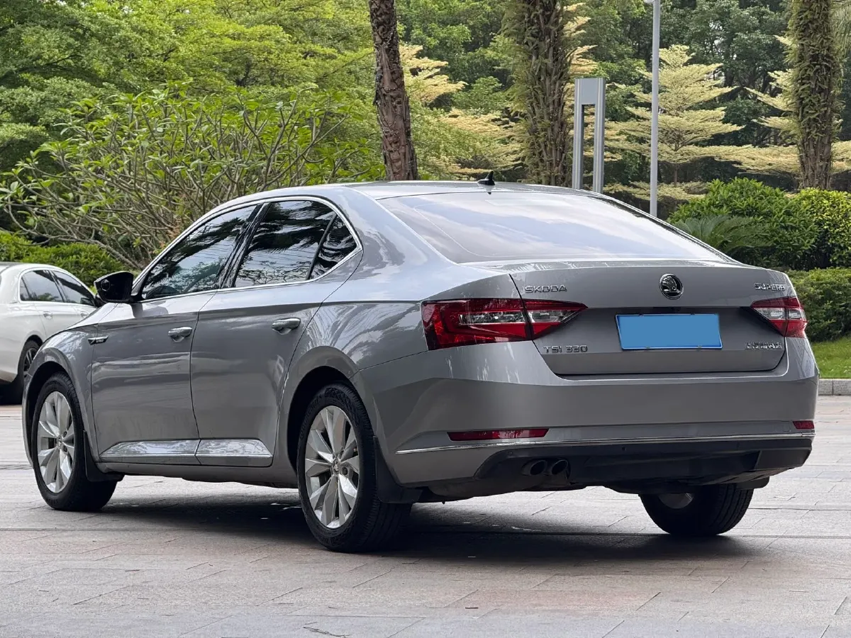 2018 Nissan Terra 2.5L 184HP L4 7AT,autocango,china used car exporter,china ev exporter,chinese used car exporter,chinese used ev exporter