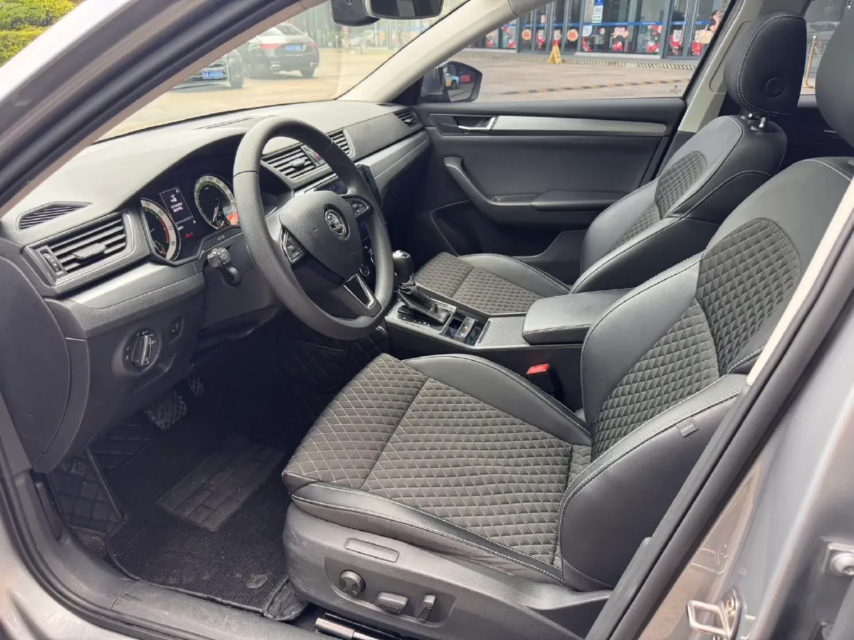 2018 Nissan Terra 2.5L 184HP L4 7AT,autocango,china used car exporter,china ev exporter,chinese used car exporter,chinese used ev exporter