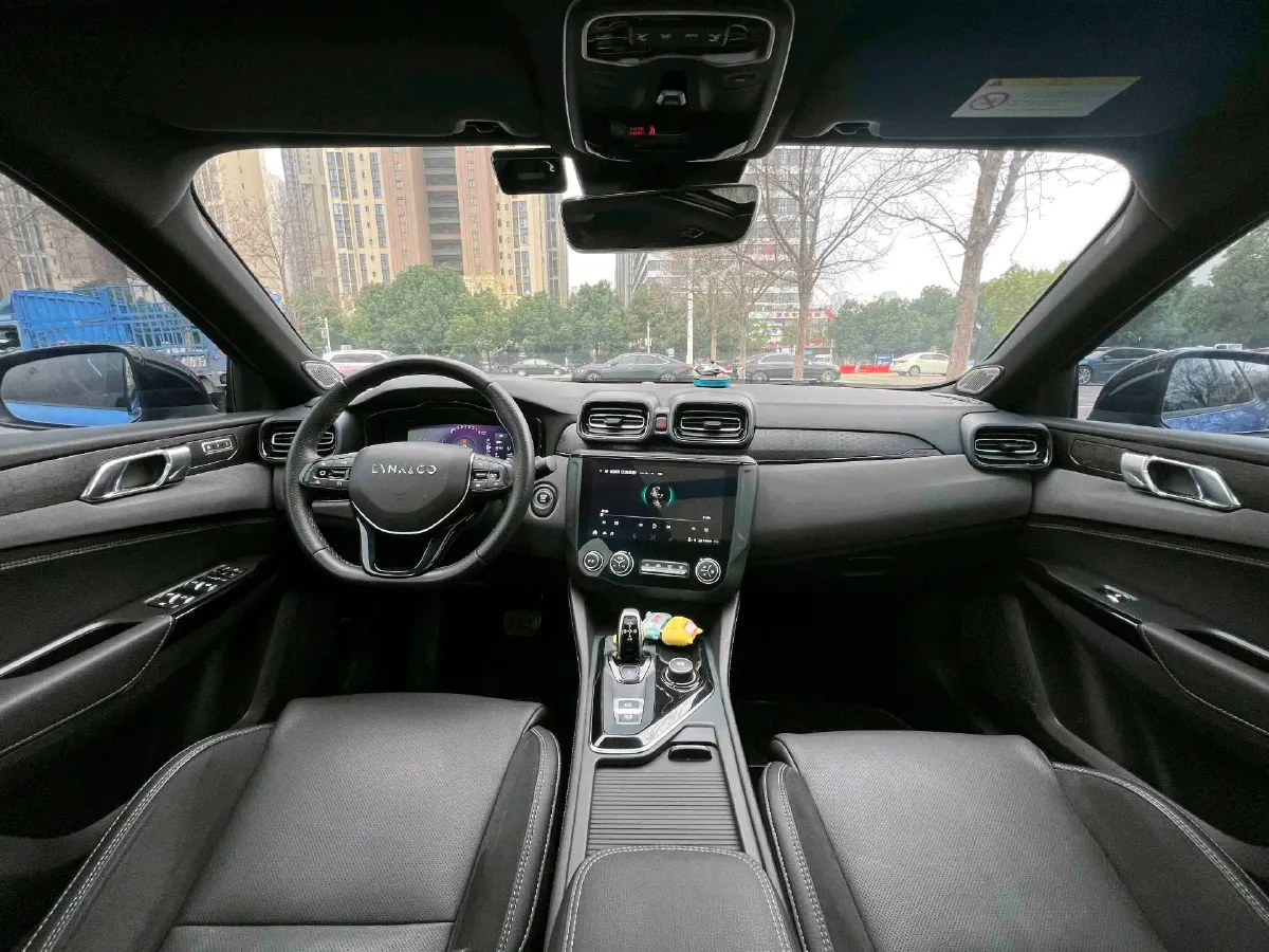 2021 LYNK&CO 03 2.0T 190HP L4 6AT,autocango,china used car exporter,china ev exporter,chinese used car exporter,chinese used ev exporter