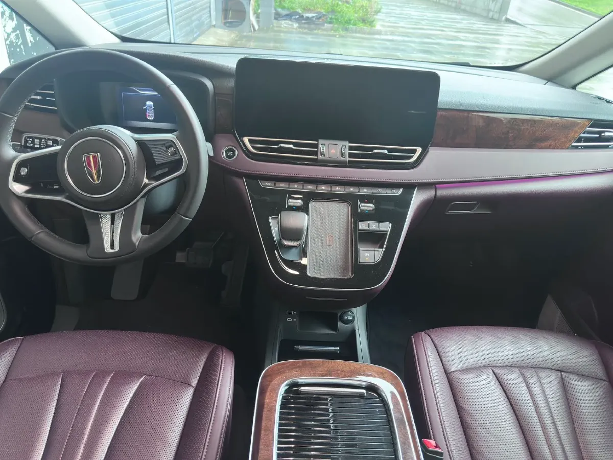 2023 HongQi HQ9 2.0T 252HP L4 8AT,autocango,china used car exporter,china ev exporter,chinese used car exporter,chinese used ev exporter