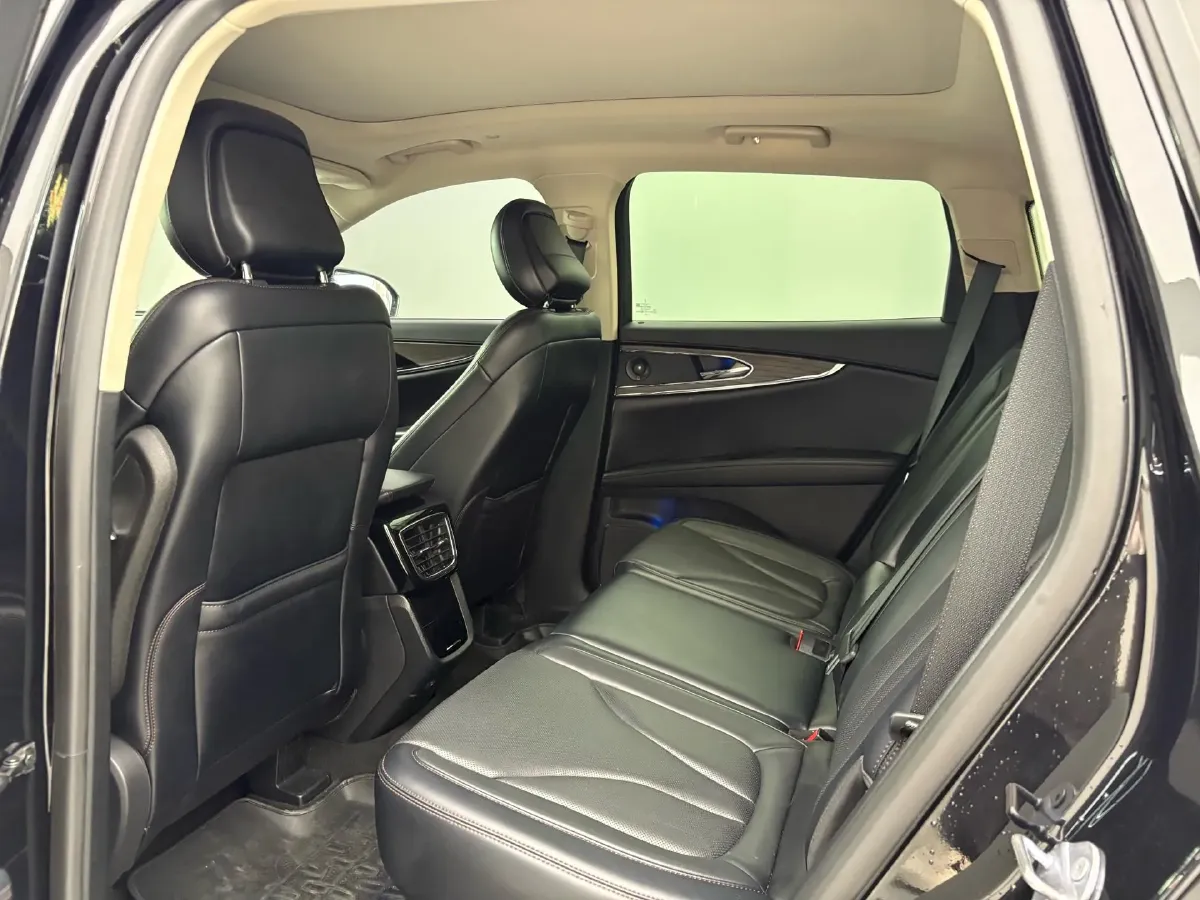 2021 Lincoln Nautilus 2.7T 322HP V6 8AT,autocango,china used car exporter,china ev exporter,chinese used car exporter,chinese used ev exporter