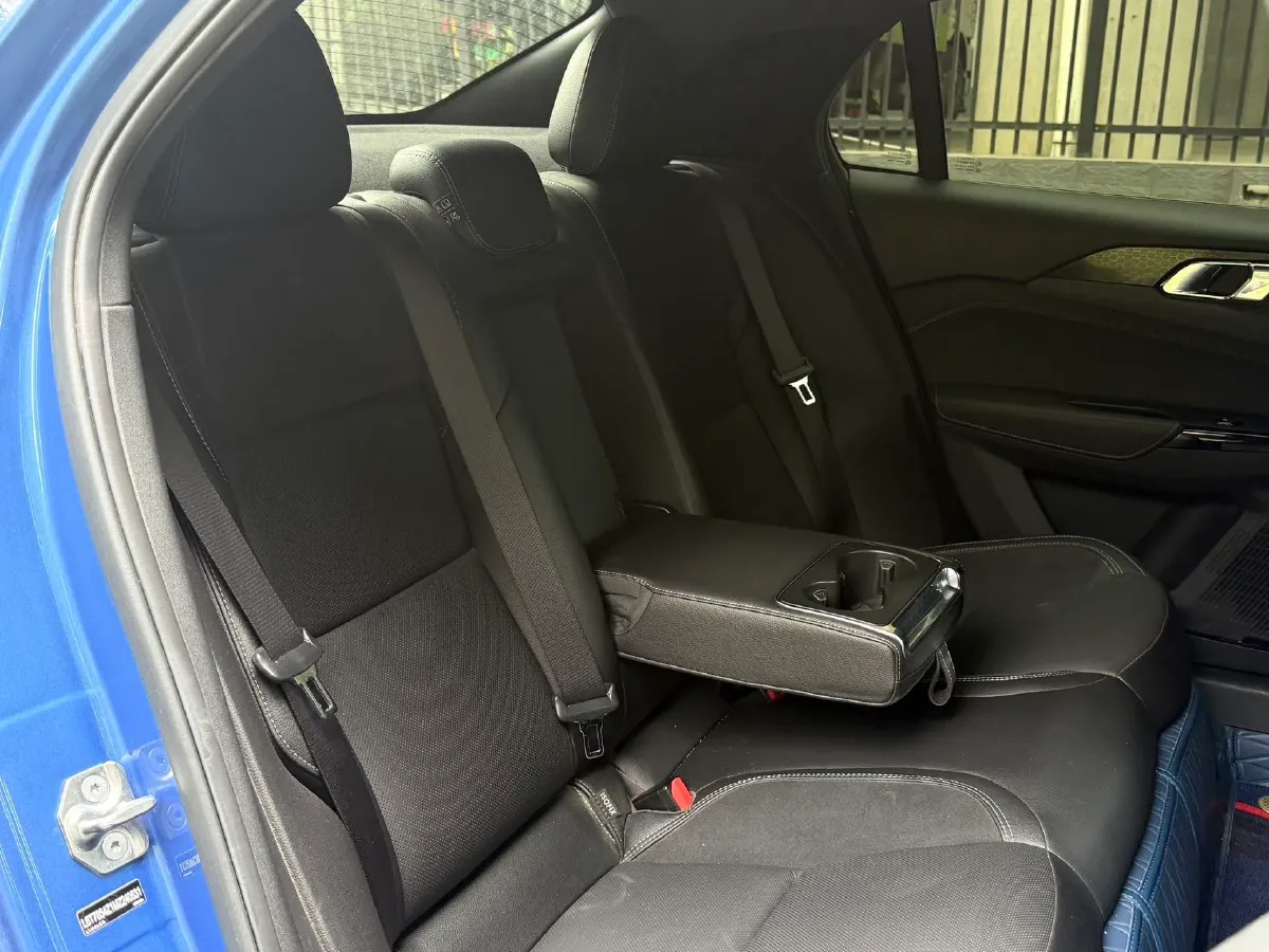 2021 LYNK&CO 03 2.0T 190HP L4 6AT,autocango,china used car exporter,china ev exporter,chinese used car exporter,chinese used ev exporter