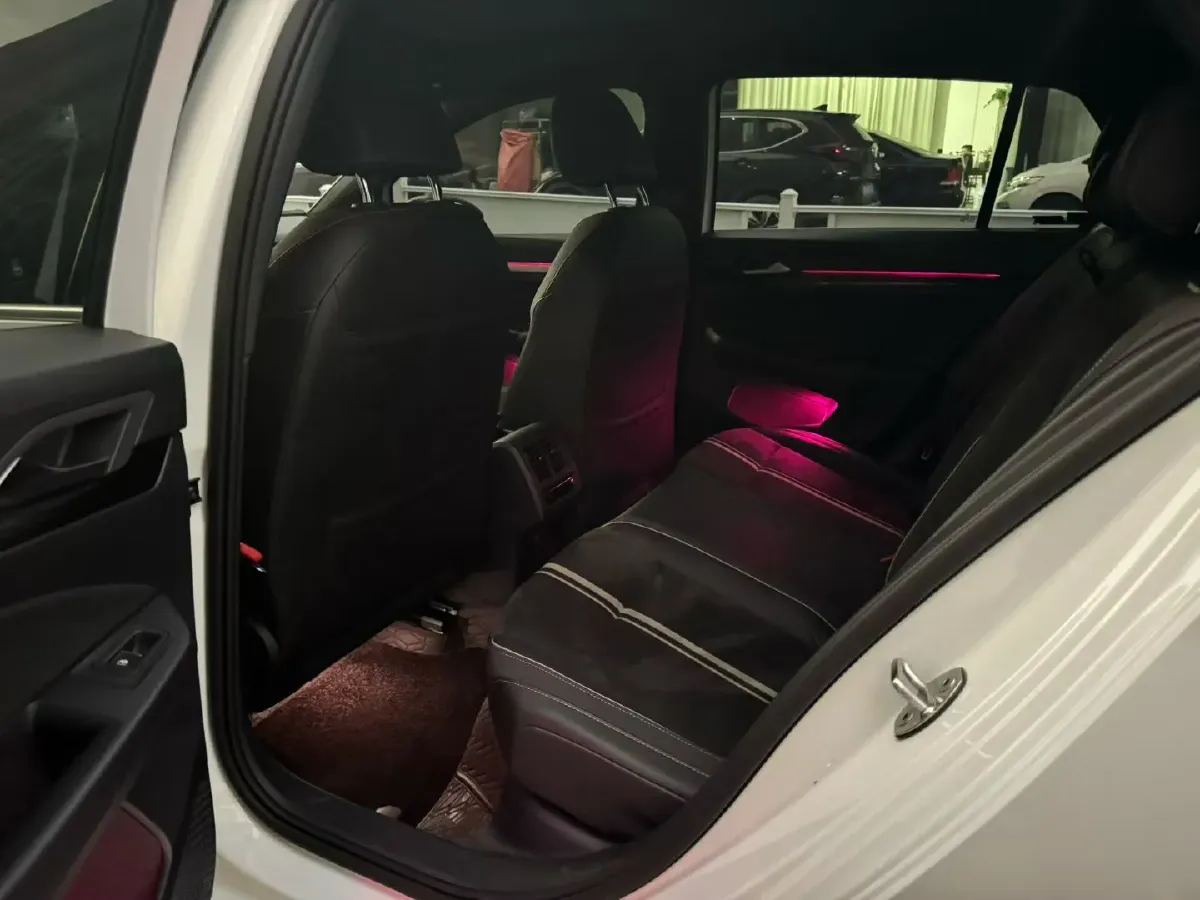 2021 Volkswagen Golf 1.4T 150HP L4 7DCT,autocango,china used car exporter,china ev exporter,chinese used car exporter,chinese used ev exporter