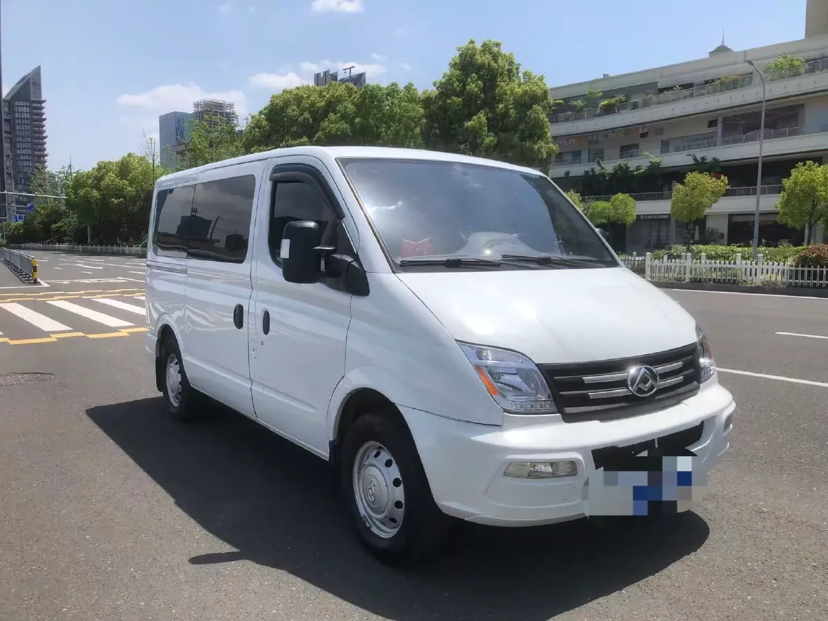 2021 MAXUS XinTu V80 2.0T 139HP L4 6MT,autocango,china used car exporter,china ev exporter,chinese used car exporter,chinese used ev exporter