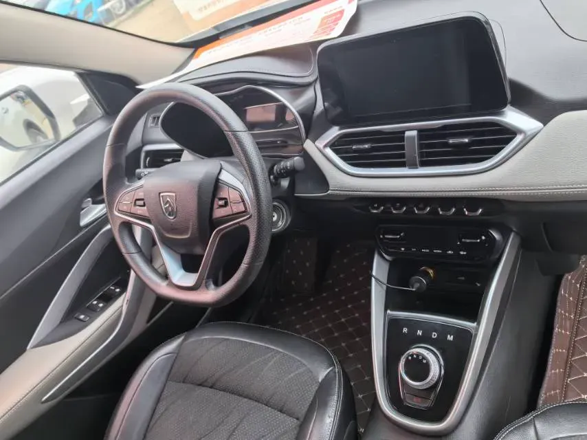 2017 BaoJun 310W 1.5L 105HP L4 6MT,autocango,china used car exporter,china ev exporter,chinese used car exporter,chinese used ev exporter