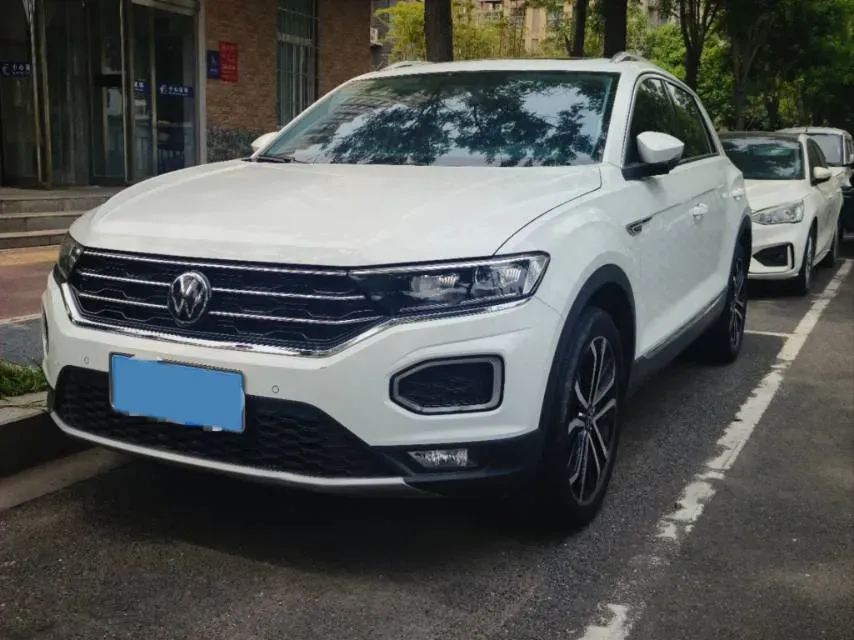 2022 Volkswagen T-Roc 1.4T 150HP L4 7DCT,autocango,china used car exporter,china ev exporter,chinese used car exporter,chinese used ev exporter
