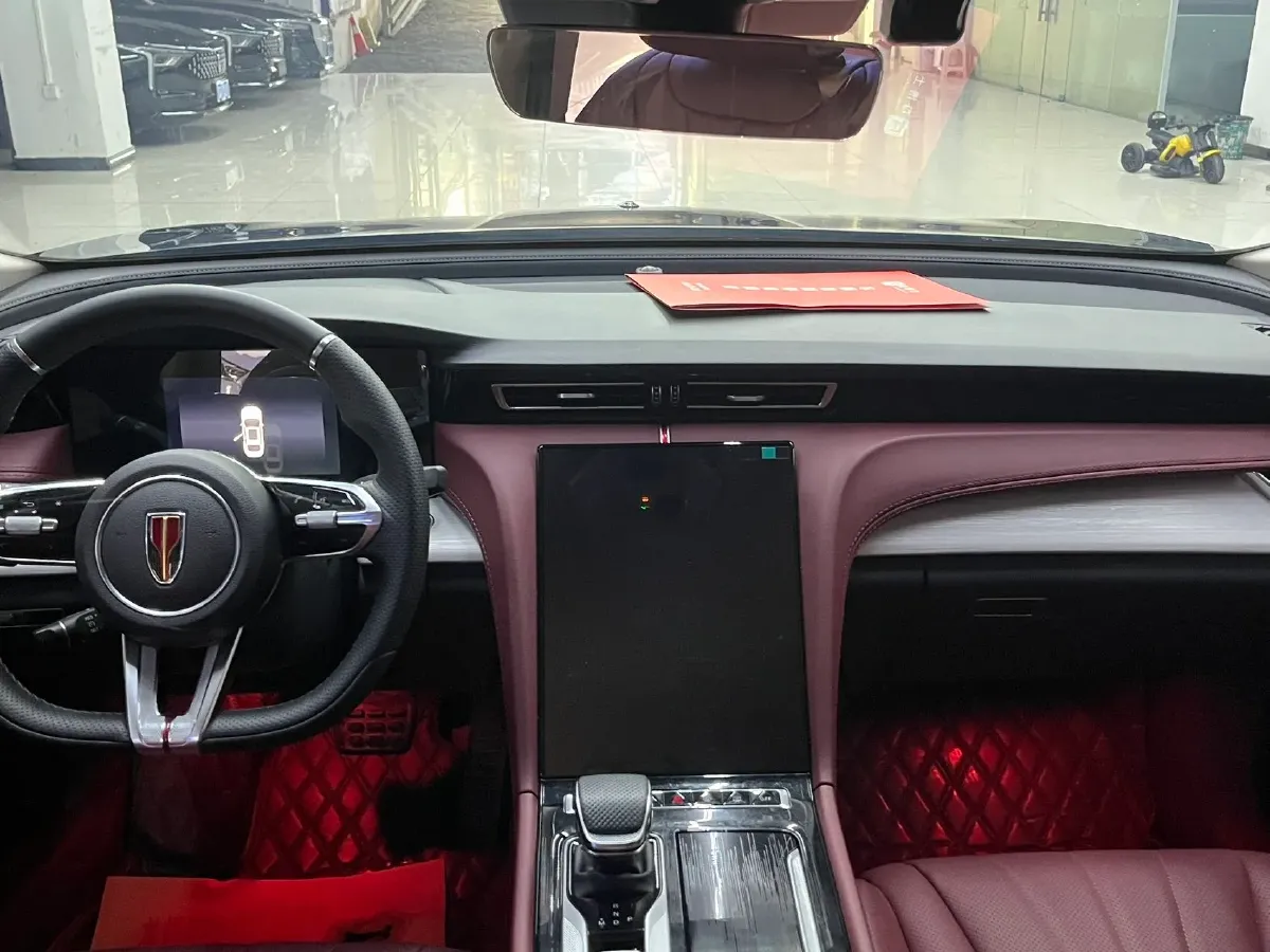 2025 HongQi H5 1.5T 169HP L4 7DCT,autocango,china used car exporter,china ev exporter,chinese used car exporter,chinese used ev exporter