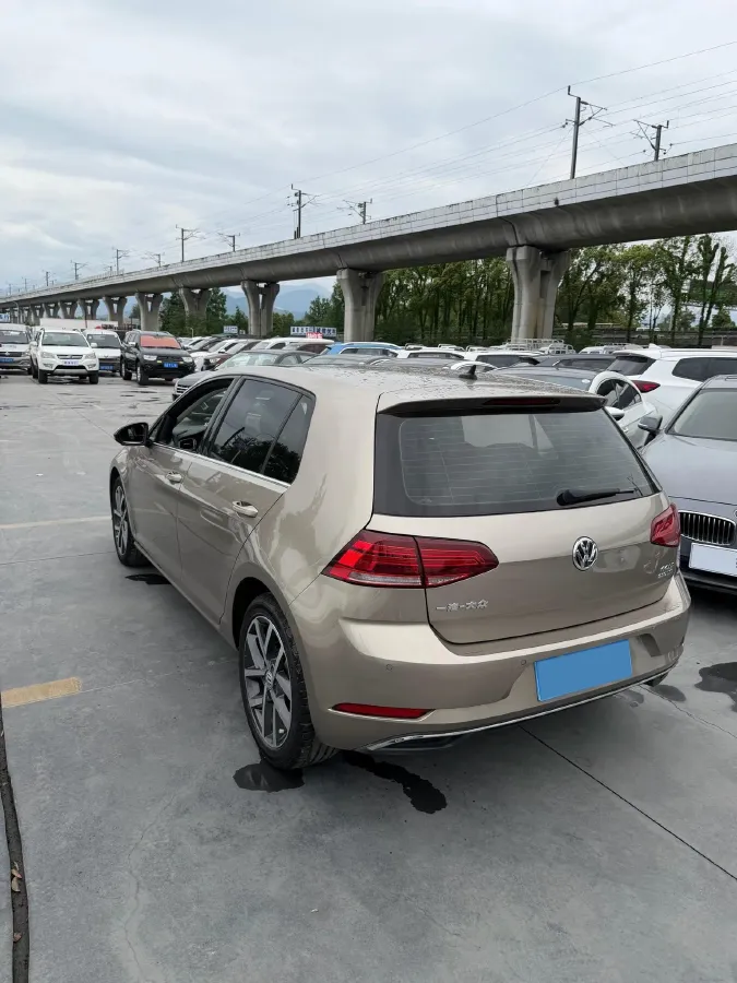 2020 Volkswagen Golf 1.4T 150HP L4 7DCT,autocango,china used car exporter,china ev exporter,chinese used car exporter,chinese used ev exporter