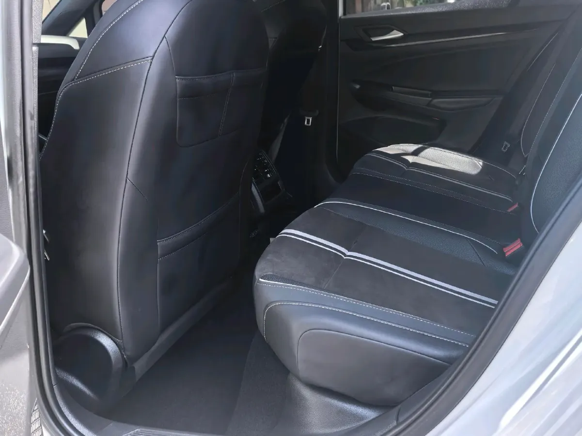 2021 Volkswagen Golf 1.4T 150HP L4 7DCT,autocango,china used car exporter,china ev exporter,chinese used car exporter,chinese used ev exporter