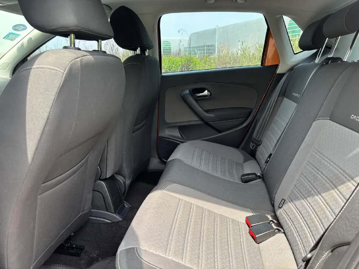 2016 Volkswagen Polo 1.6L 110HP L4 6AT,autocango,china used car exporter,china ev exporter,chinese used car exporter,chinese used ev exporter