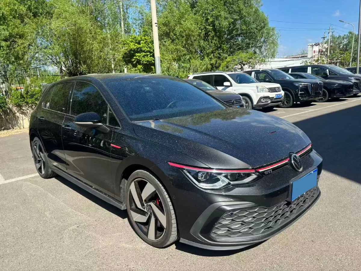 2021 Volkswagen GolfGTI 2.0T 220HP L4 7DCT,autocango,china used car exporter,china ev exporter,chinese used car exporter,chinese used ev exporter