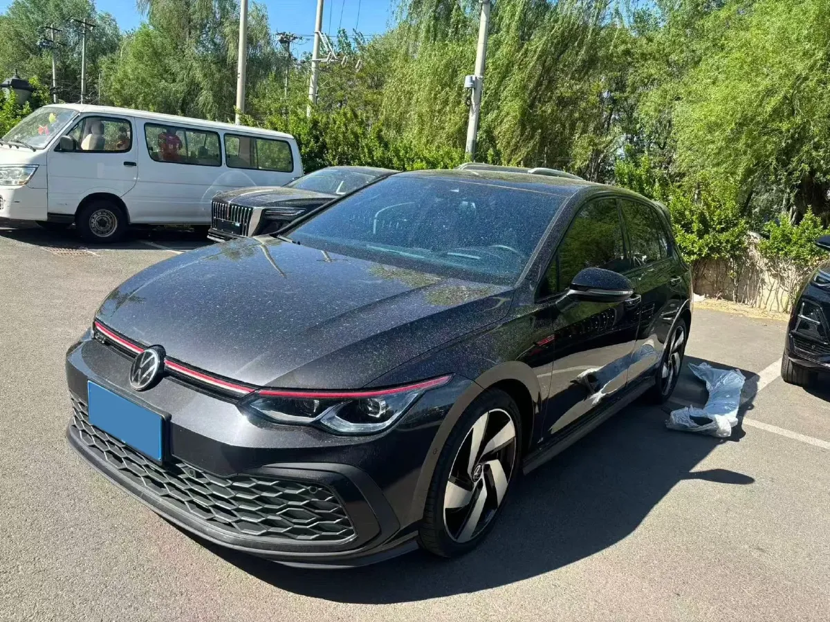 2021 Volkswagen GolfGTI 2.0T 220HP L4 7DCT,autocango,china used car exporter,china ev exporter,chinese used car exporter,chinese used ev exporter