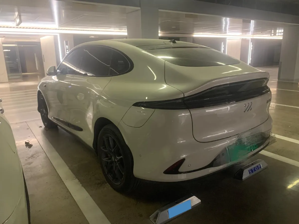 2025 IM LS6 BEV 75KWH,autocango,china used car exporter,china ev exporter,chinese used car exporter,chinese used ev exporter