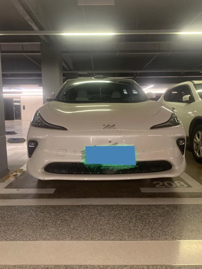 2025 IM LS6 BEV 75KWH,autocango,china used car exporter,china ev exporter,chinese used car exporter,chinese used ev exporter