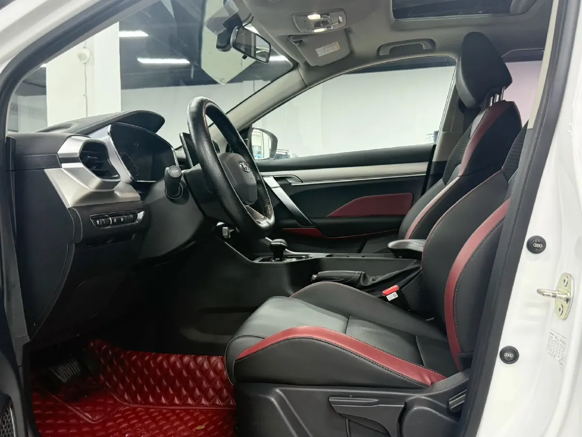 2021 Geely Coolray 1.4T 141HP L4 6DCT,autocango,china used car exporter,china ev exporter,chinese used car exporter,chinese used ev exporter