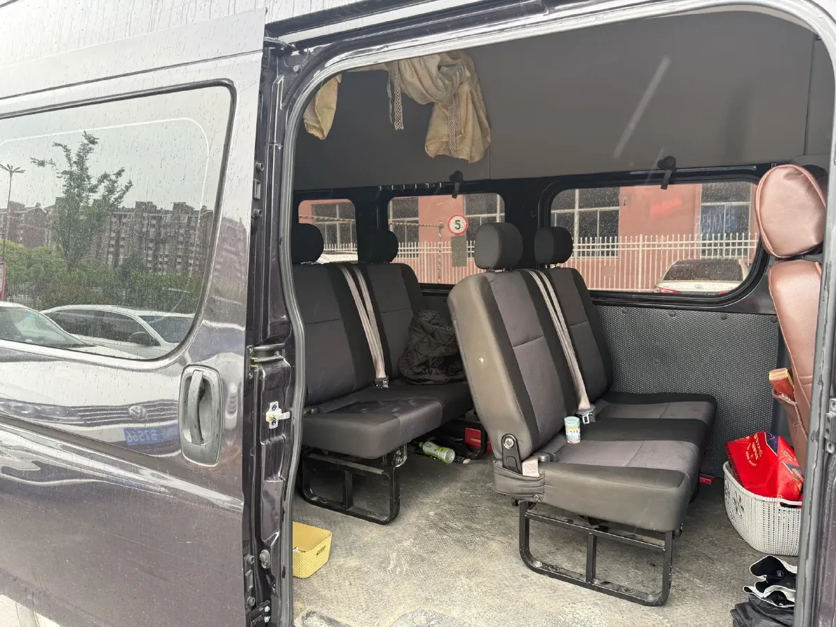 2023 Dongfeng RuiQi 7 2.0T 228HP L4 6MT,autocango,china used car exporter,china ev exporter,chinese used car exporter,chinese used ev exporter