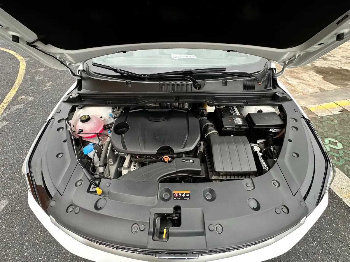 2025 Geely Coolray 1.5T 181HP L4 7DCT,autocango,china used car exporter,china ev exporter,chinese used car exporter,chinese used ev exporter