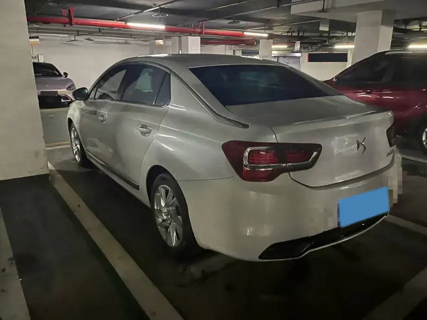 2016 DS 5LS 1.6T 167HP L4 6AT,autocango,china used car exporter,china ev exporter,chinese used car exporter,chinese used ev exporter