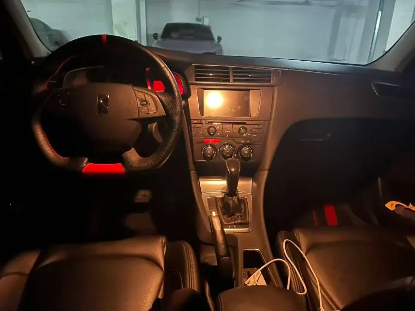 2016 DS 5LS 1.6T 167HP L4 6AT,autocango,china used car exporter,china ev exporter,chinese used car exporter,chinese used ev exporter