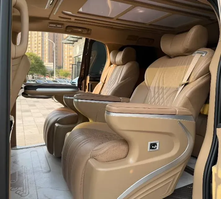 2021 Buick GL8 2.0T 237HP L4 9AT,autocango,china used car exporter,china ev exporter,chinese used car exporter,chinese used ev exporter