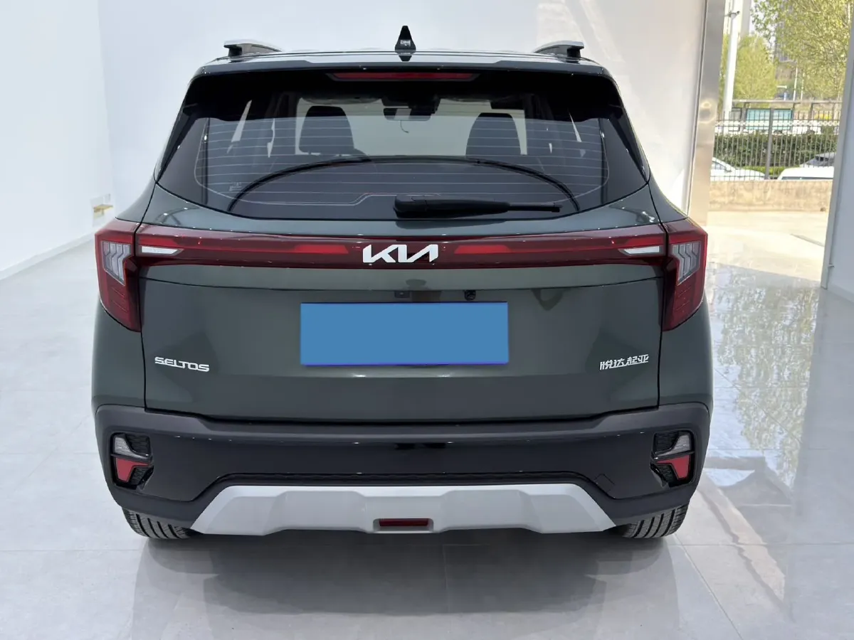 2023 Kia Seltos 1.5L 115HP L4 CVT,autocango,china used car exporter,china ev exporter,chinese used car exporter,chinese used ev exporter