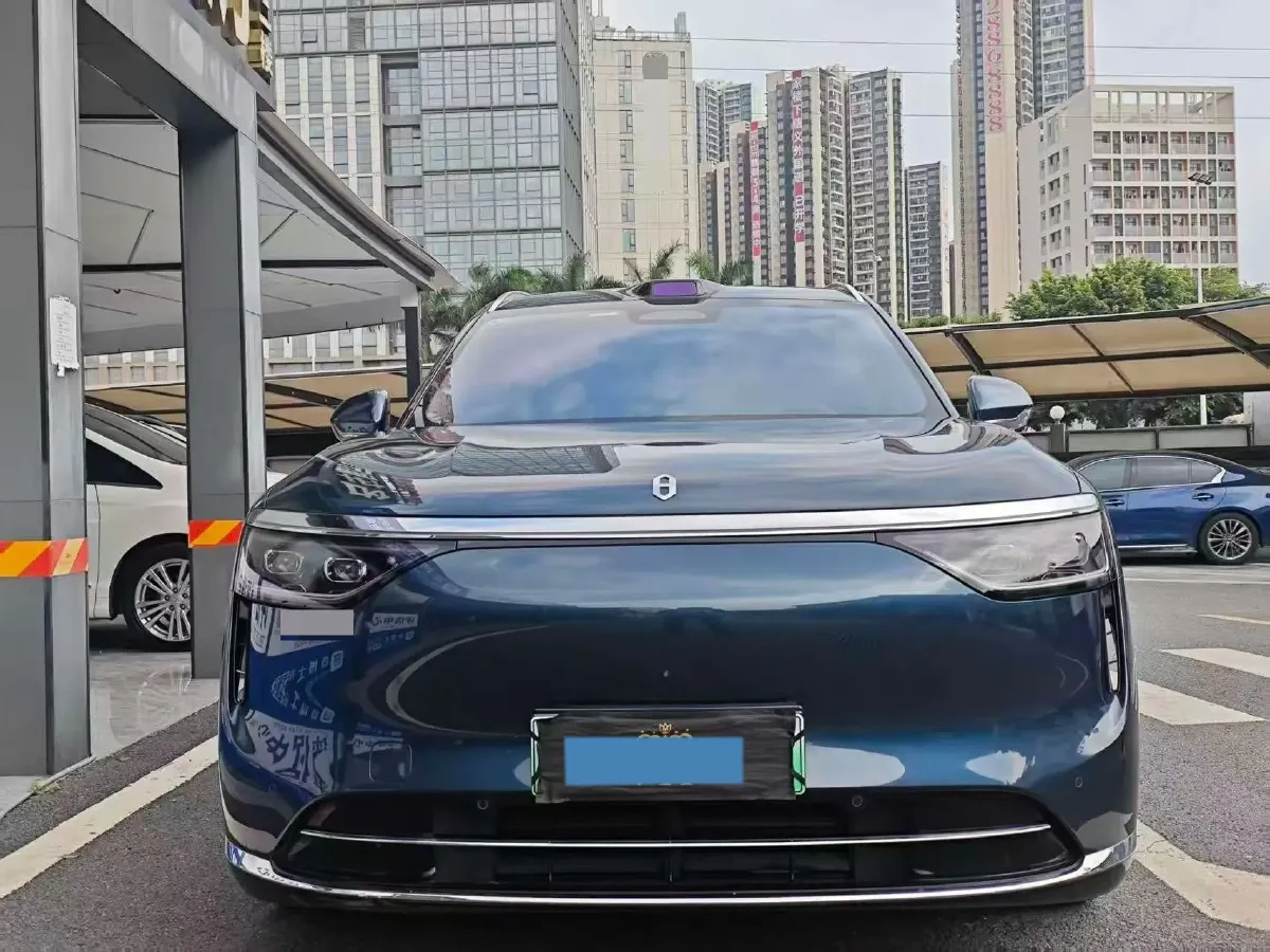 2025 AITO AITO M8 REEV 160HP REEV 53.4KWH,autocango,china used car exporter,china ev exporter,chinese used car exporter,chinese used ev exporter