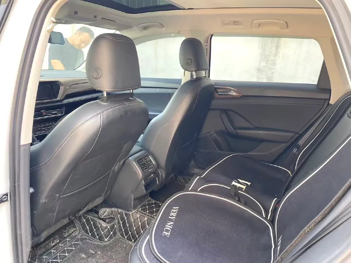 2021 Volkswagen Tharu 1.4T 150HP L4 7DCT,autocango,china used car exporter,china ev exporter,chinese used car exporter,chinese used ev exporter