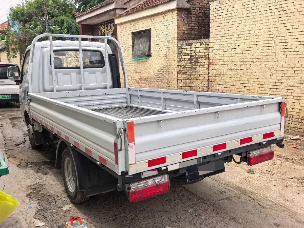 2023 BAW Jingka T7 2.0L 133HP L4 5MT,autocango,china used car exporter,china ev exporter,chinese used car exporter,chinese used ev exporter