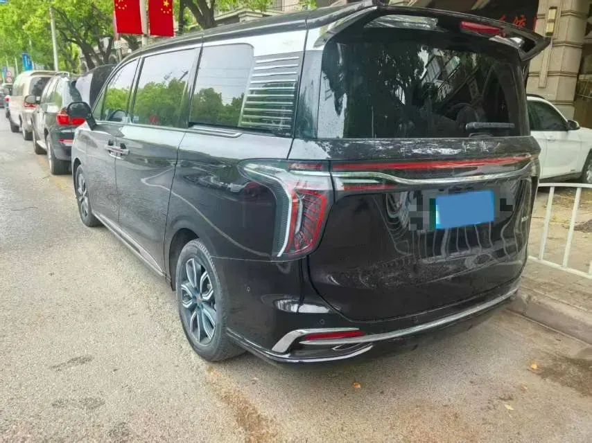 2023 HongQi HQ9 2.0T 252HP L4 8AT,autocango,china used car exporter,china ev exporter,chinese used car exporter,chinese used ev exporter
