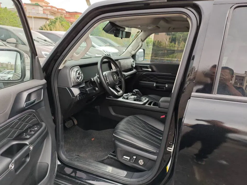 2023 Tank 300 2.0T 227HP L4 8AT,autocango,china used car exporter,china ev exporter,chinese used car exporter,chinese used ev exporter