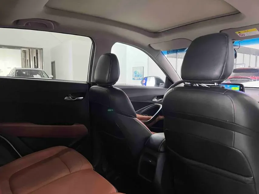 2017 HaiMa S5 Young Edition 1.6L 122HP L4 5MT,autocango,china used car exporter,china ev exporter,chinese used car exporter,chinese used ev exporter