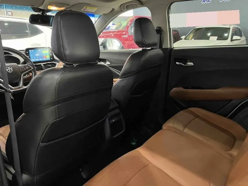 2017 HaiMa S5 Young Edition 1.6L 122HP L4 5MT,autocango,china used car exporter,china ev exporter,chinese used car exporter,chinese used ev exporter