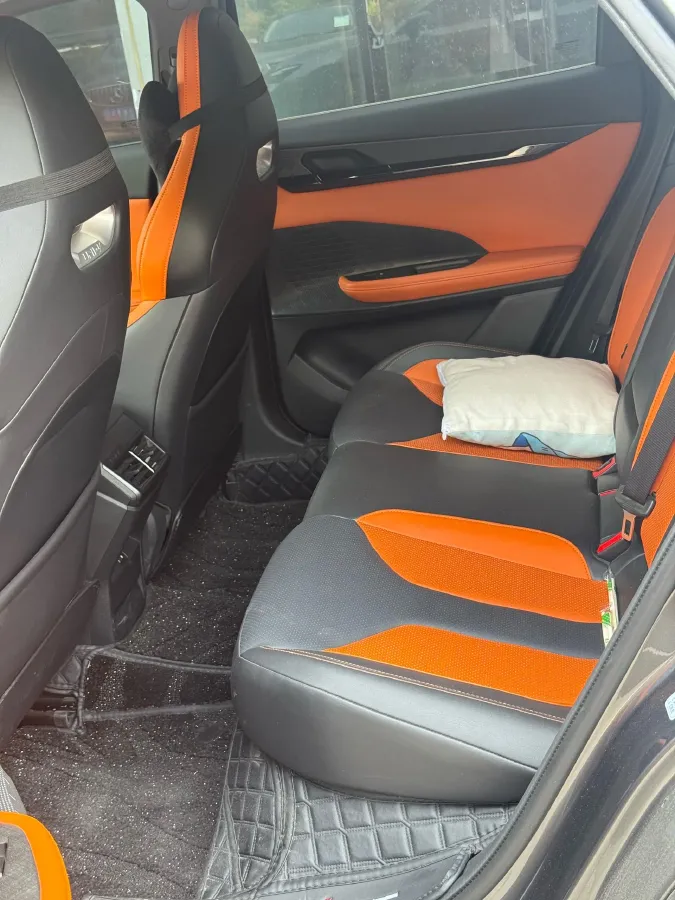 2025 ChangAn UNI-V 1.5T 192HP L4 7DCT,autocango,china used car exporter,china ev exporter,chinese used car exporter,chinese used ev exporter