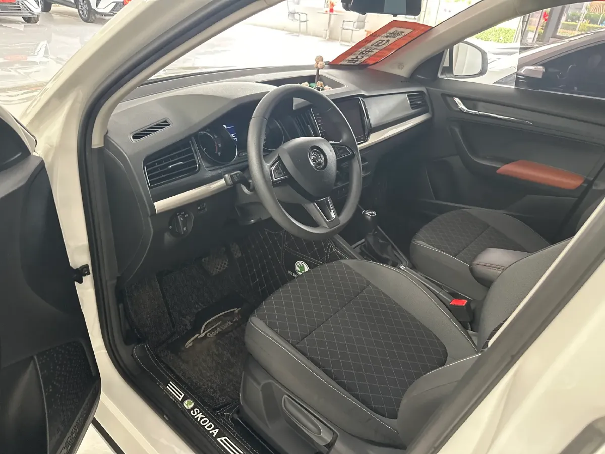 2020 Skoda Kamiq 1.5L 112HP L4 6AT,autocango,china used car exporter,china ev exporter,chinese used car exporter,chinese used ev exporter