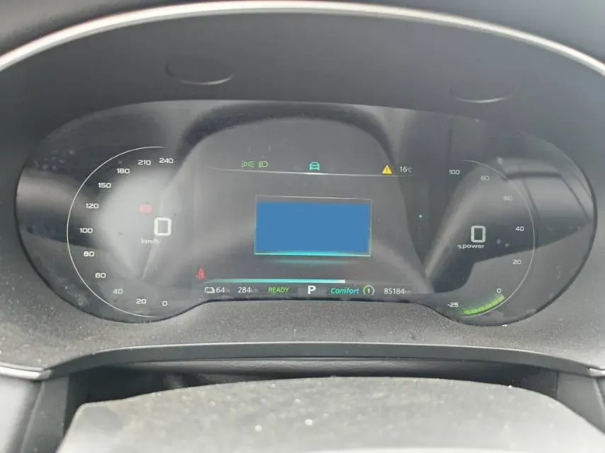 2022 JMC YuHu 7 2.0T 141HP L4 8AT,autocango,china used car exporter,china ev exporter,chinese used car exporter,chinese used ev exporter