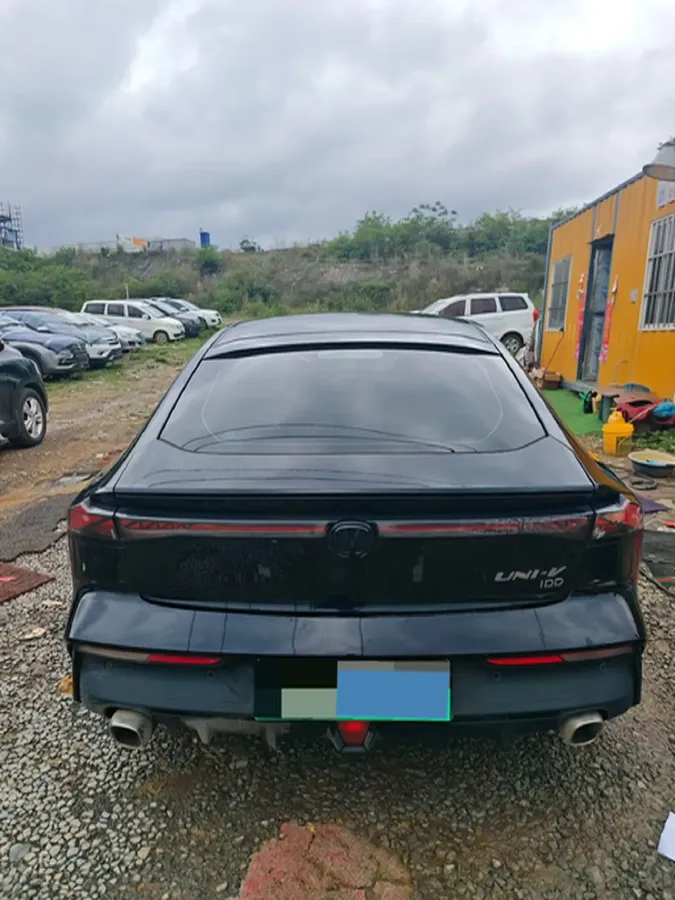2023 ChangAn UNI-V iDD 1.5T 170HP L4 6TCT PHEV 18.4KWH,autocango,china used car exporter,china ev exporter,chinese used car exporter,chinese used ev exporter