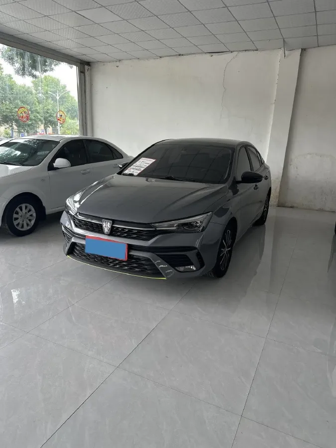 2021 Roewe i5 1.5L 120HP L4 5MT,autocango,china used car exporter,china ev exporter,chinese used car exporter,chinese used ev exporter