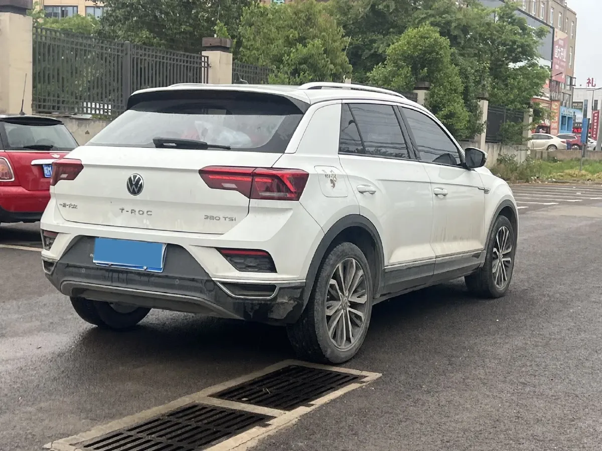 2022 Volkswagen T-Roc 1.4T 150HP L4 7DCT,autocango,china used car exporter,china ev exporter,chinese used car exporter,chinese used ev exporter