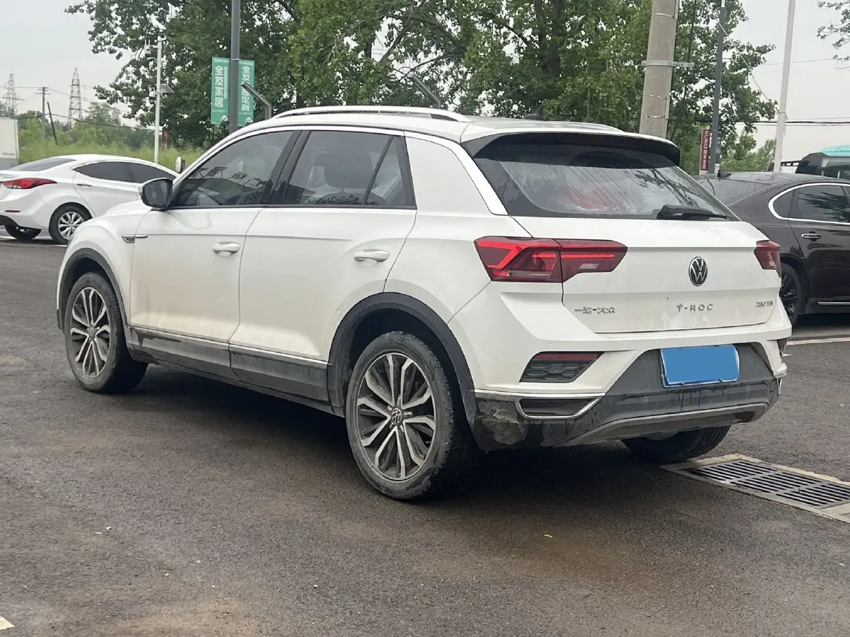 2022 Volkswagen T-Roc 1.4T 150HP L4 7DCT,autocango,china used car exporter,china ev exporter,chinese used car exporter,chinese used ev exporter