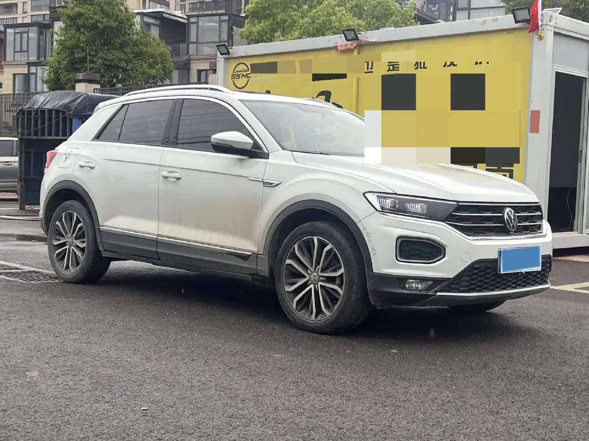 2022 Volkswagen T-Roc 1.4T 150HP L4 7DCT,autocango,china used car exporter,china ev exporter,chinese used car exporter,chinese used ev exporter