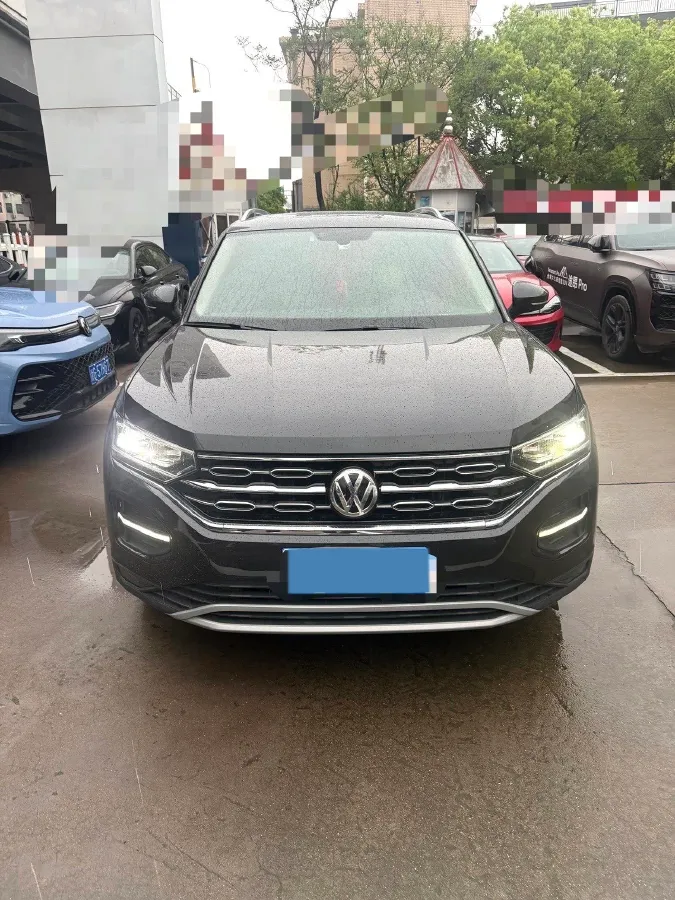 2019 Jeep Cherokee 2.0T 234HP L4 9AT,autocango,china used car exporter,china ev exporter,chinese used car exporter,chinese used ev exporter