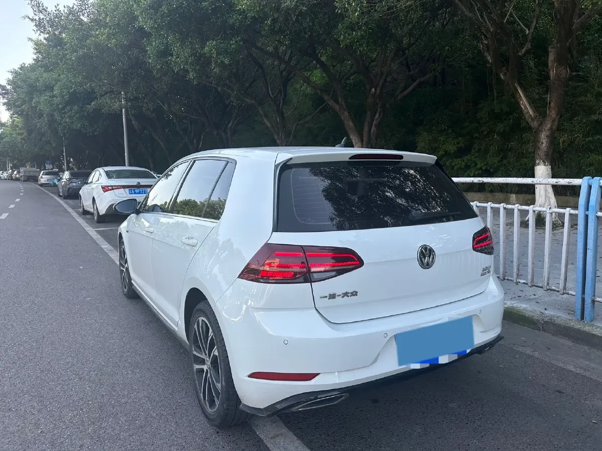 2019 BYD Song MAX 1.5T 160HP L4 6DCT PHEV 15.98KWH,autocango,china used car exporter,china ev exporter,chinese used car exporter,chinese used ev exporter