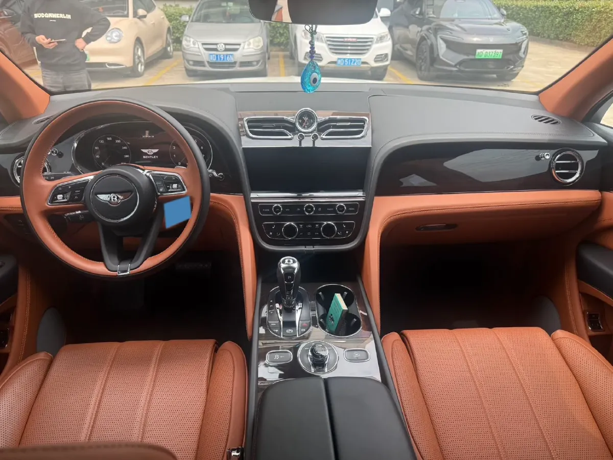 2021 Bentley Flying Spur 4.0T 550HP V8 8DCT,autocango,china used car exporter,china ev exporter,chinese used car exporter,chinese used ev exporter