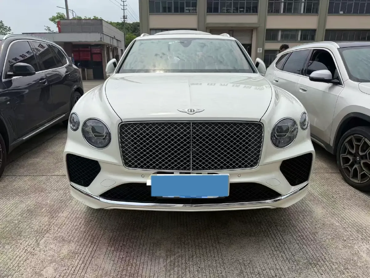 2021 Bentley Flying Spur 4.0T 550HP V8 8DCT,autocango,china used car exporter,china ev exporter,chinese used car exporter,chinese used ev exporter