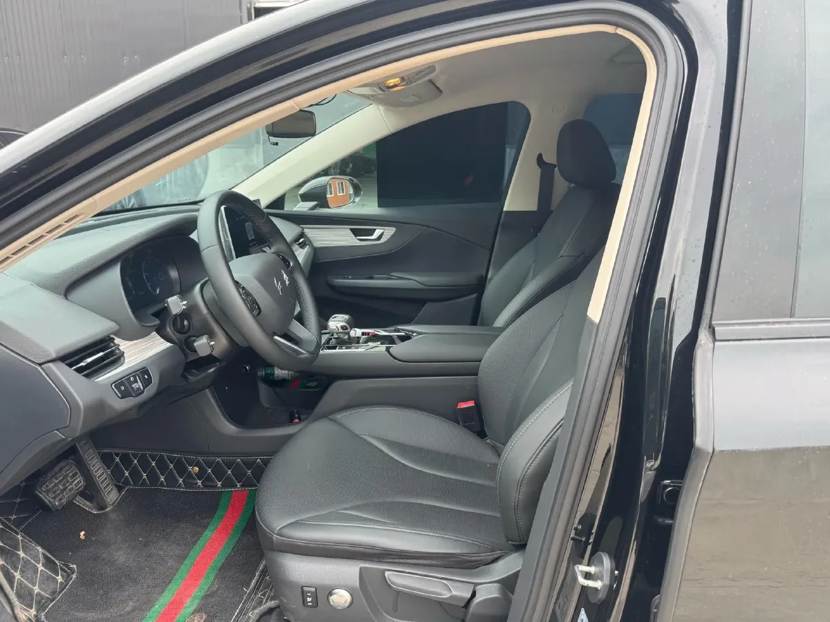 2023 HongQi E-QM5 BEV 54KWH,autocango,china used car exporter,china ev exporter,chinese used car exporter,chinese used ev exporter