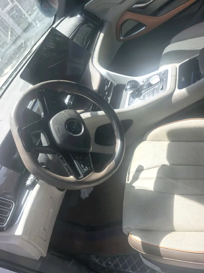 2022 Geely JiaJi 1.5T 177HP L3 7DCT PHEV 15.5KWH,autocango,china used car exporter,china ev exporter,chinese used car exporter,chinese used ev exporter