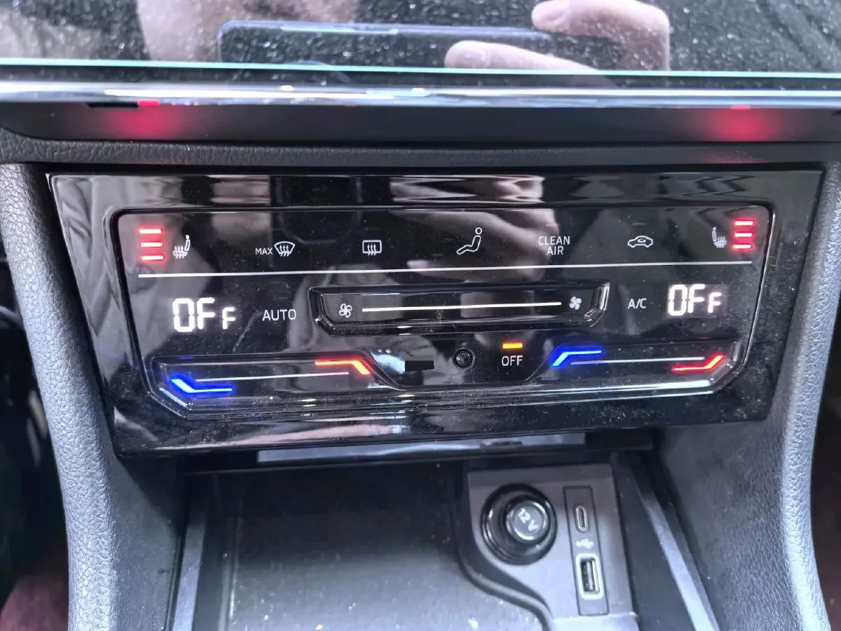 2023 Skoda Superb 1.4T 150HP L4 7DCT,autocango,china used car exporter,china ev exporter,chinese used car exporter,chinese used ev exporter