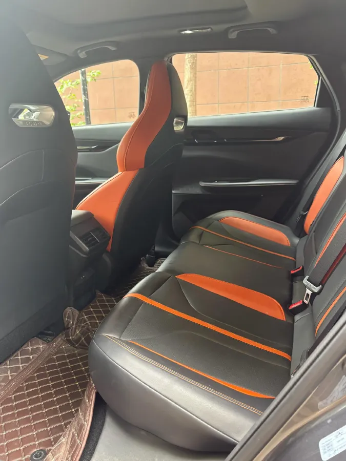 2024 ChangAn UNI-V 1.5T 188HP L4 7DCT,autocango,china used car exporter,china ev exporter,chinese used car exporter,chinese used ev exporter