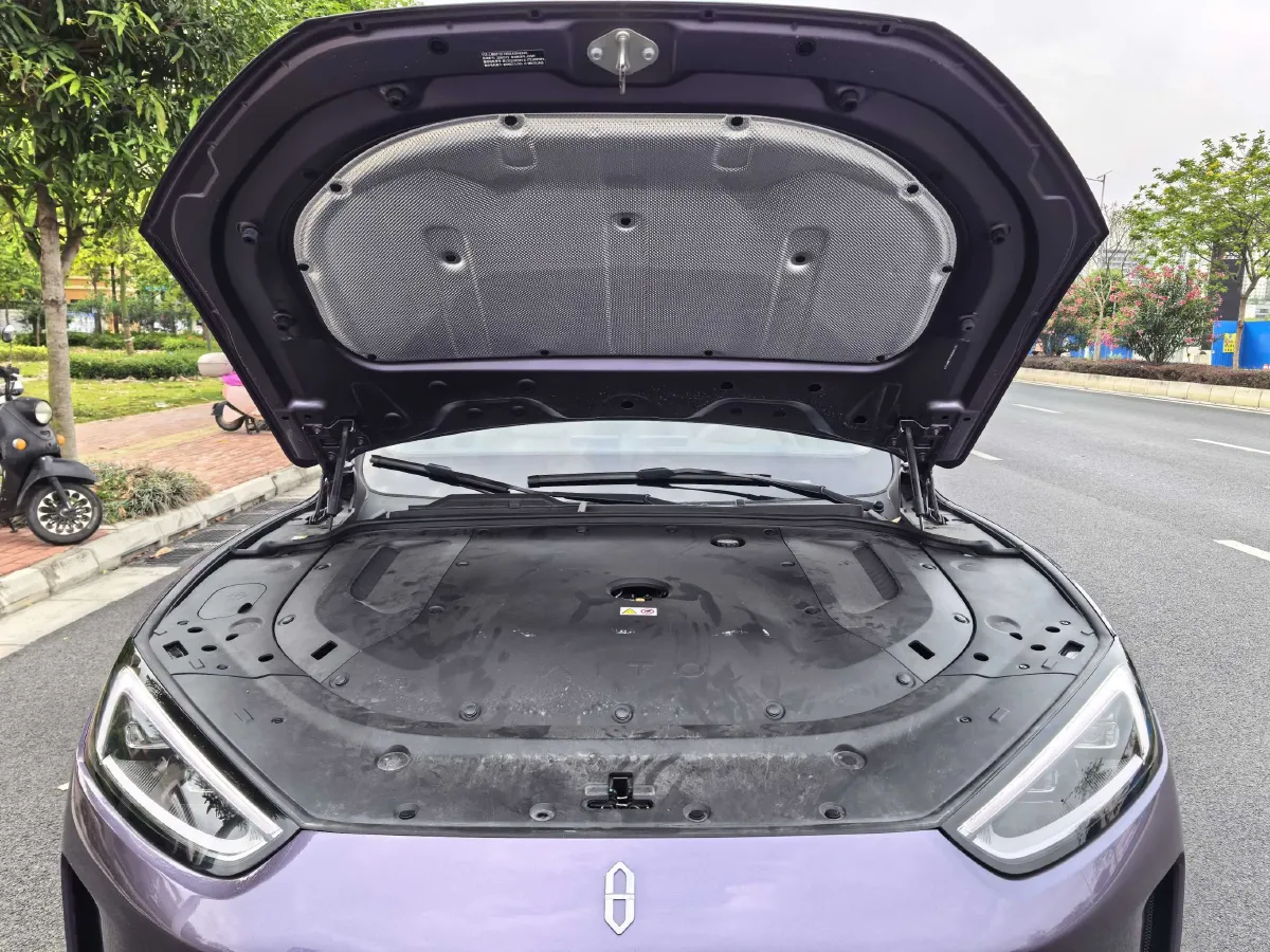 2025 AITO AITO M5 1.5T 152HP L4 REEV 42KWH,autocango,china used car exporter,china ev exporter,chinese used car exporter,chinese used ev exporter