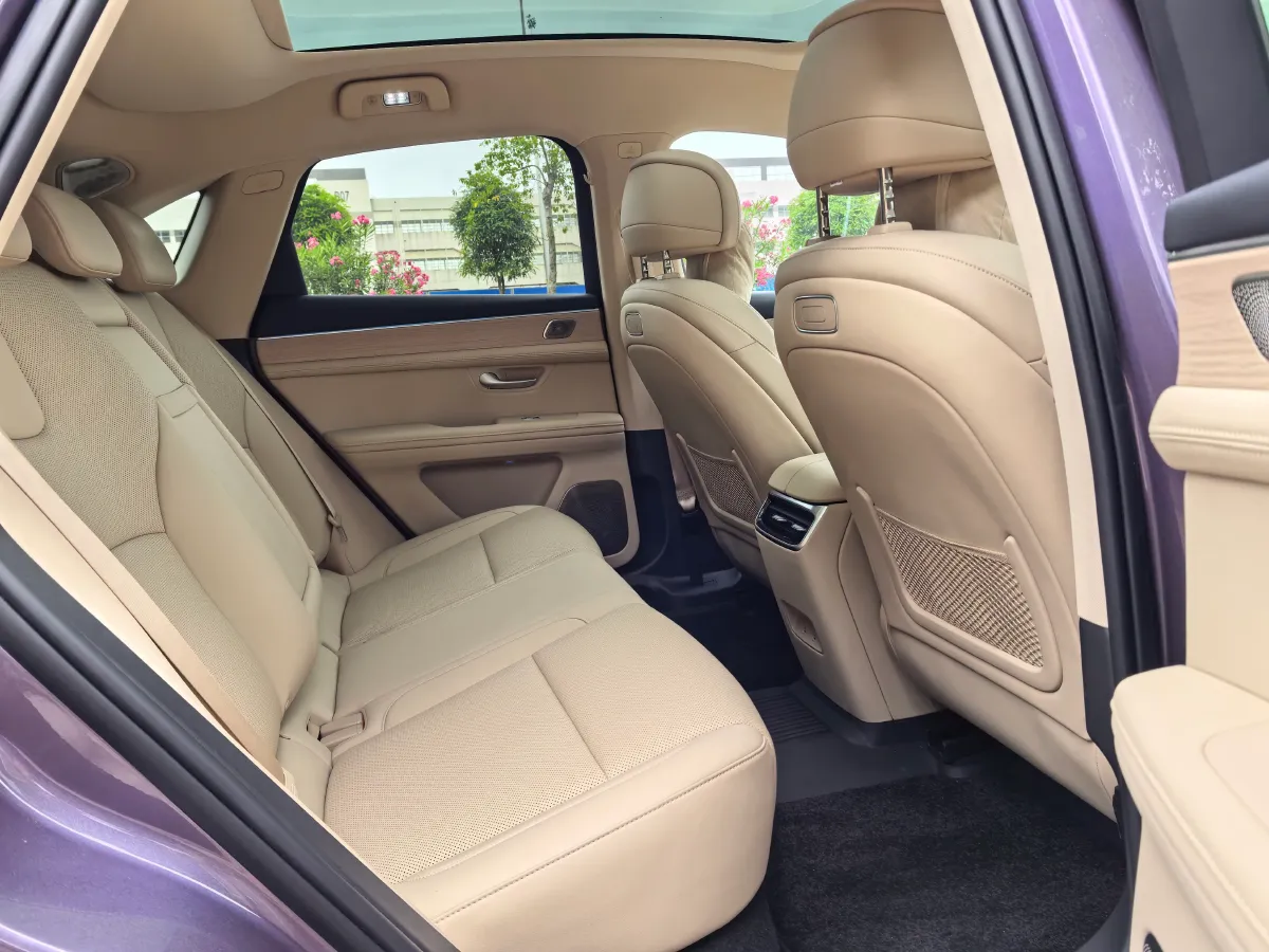 2025 AITO AITO M5 1.5T 152HP L4 REEV 42KWH,autocango,china used car exporter,china ev exporter,chinese used car exporter,chinese used ev exporter